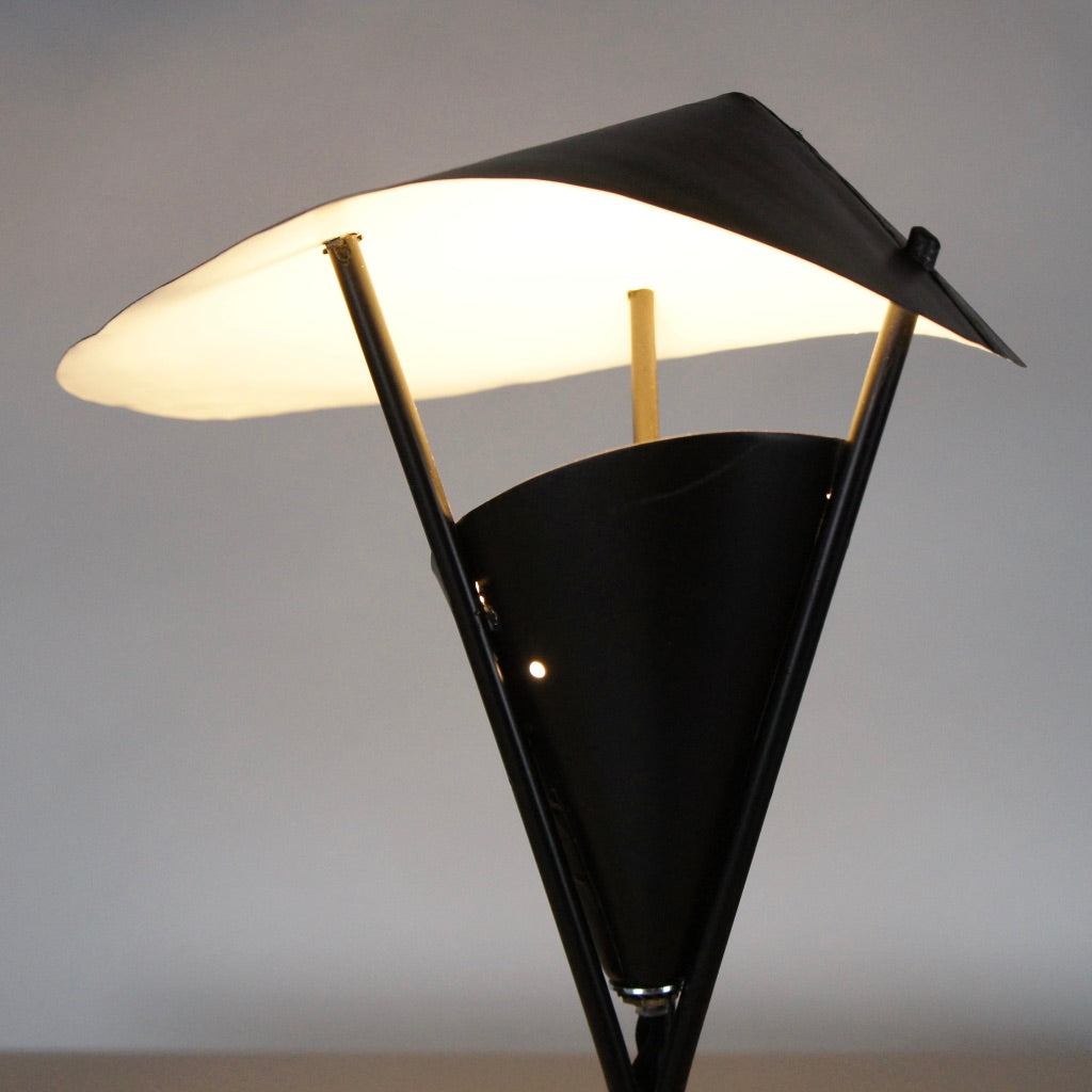 Tripod Table Lamp