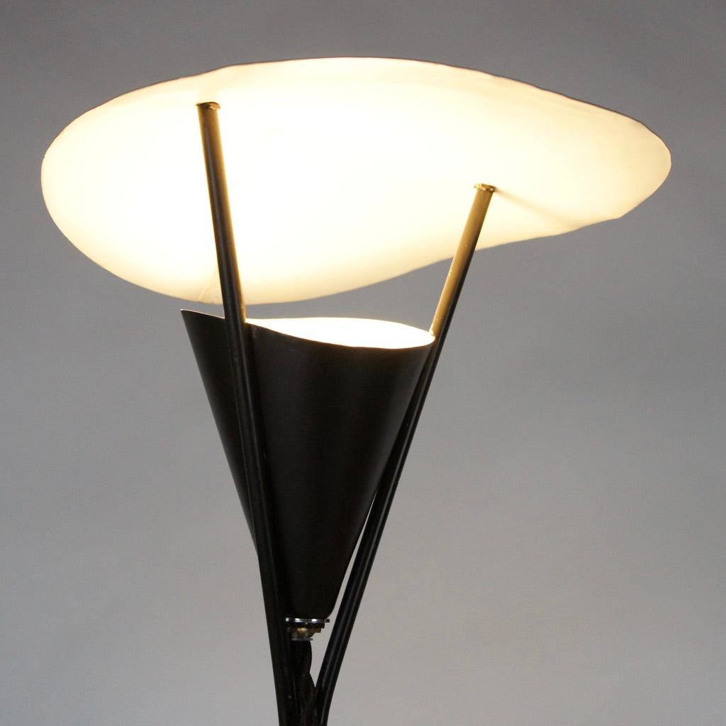 Tripod Table Lamp