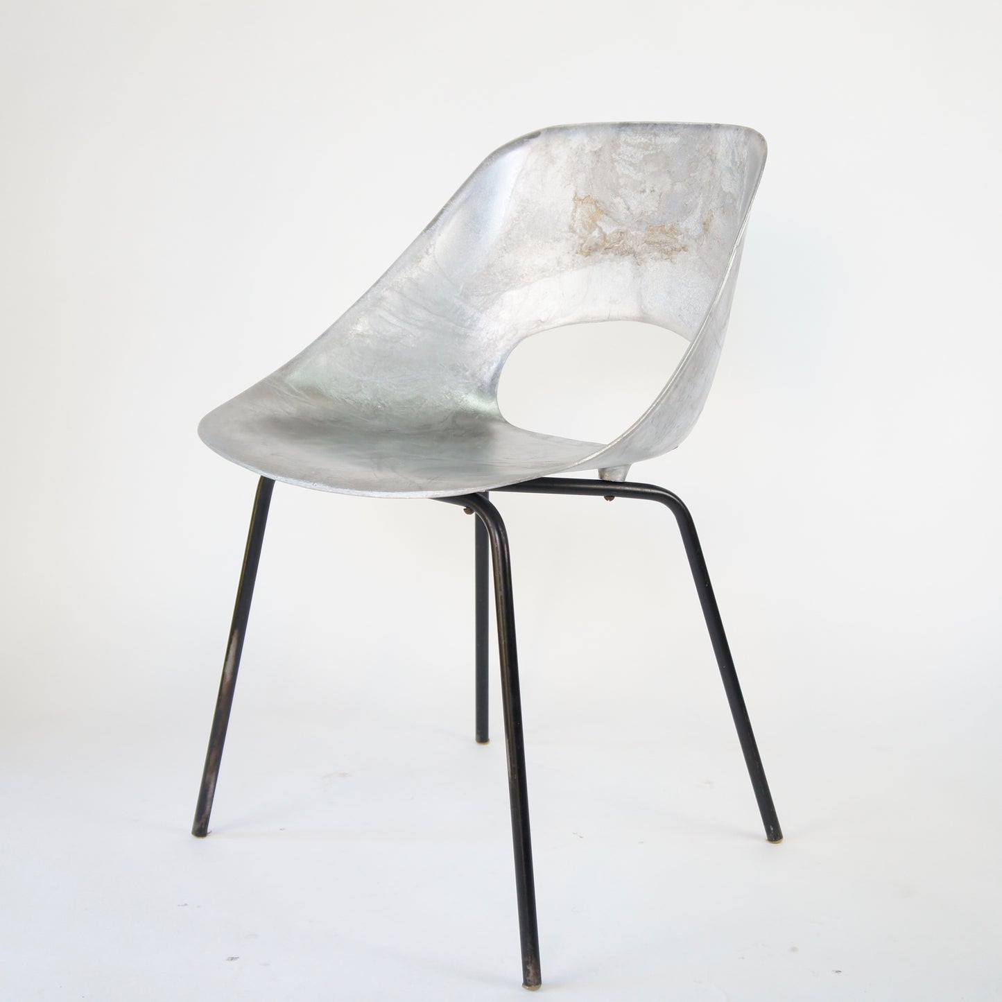 Tulip Chair - No.04
