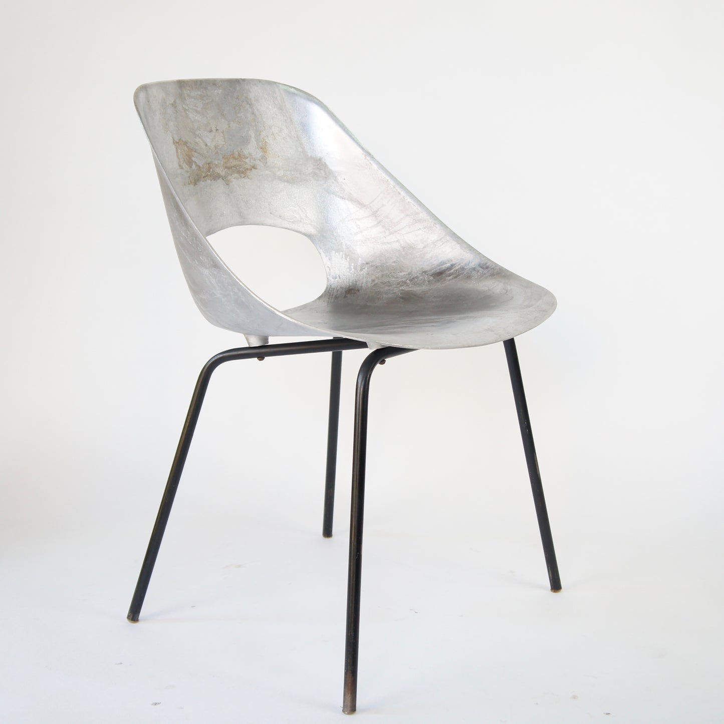Tulip Chair - No.04