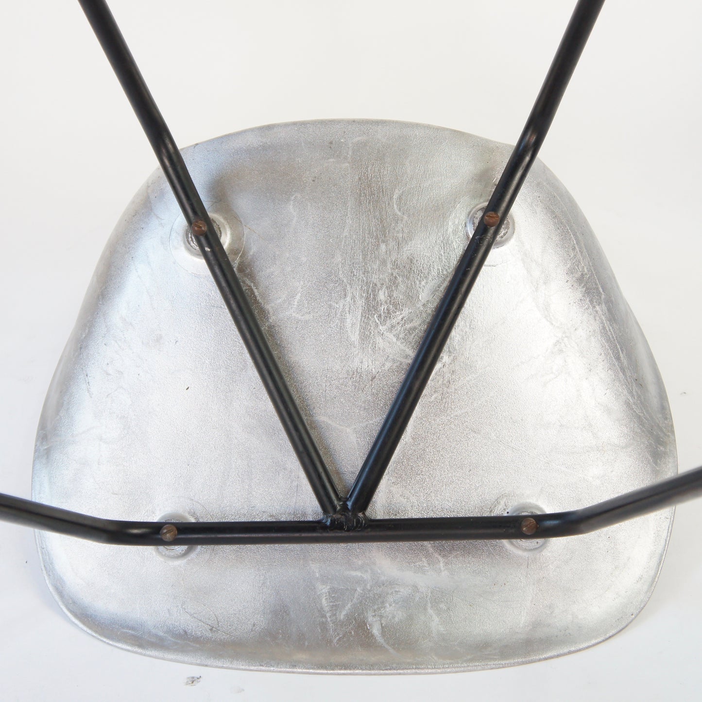 Tulip Chair - No.06