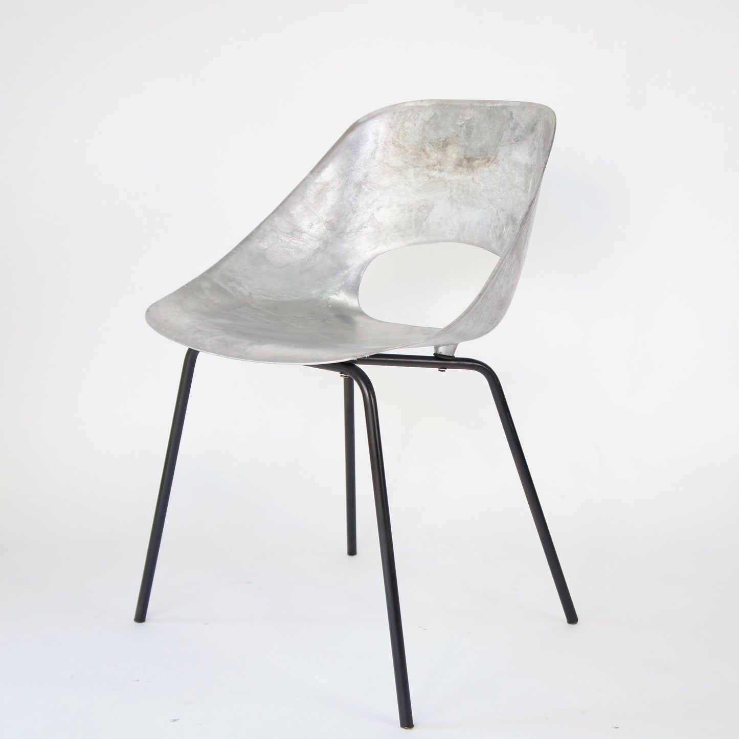 Tulip Chair - No.07