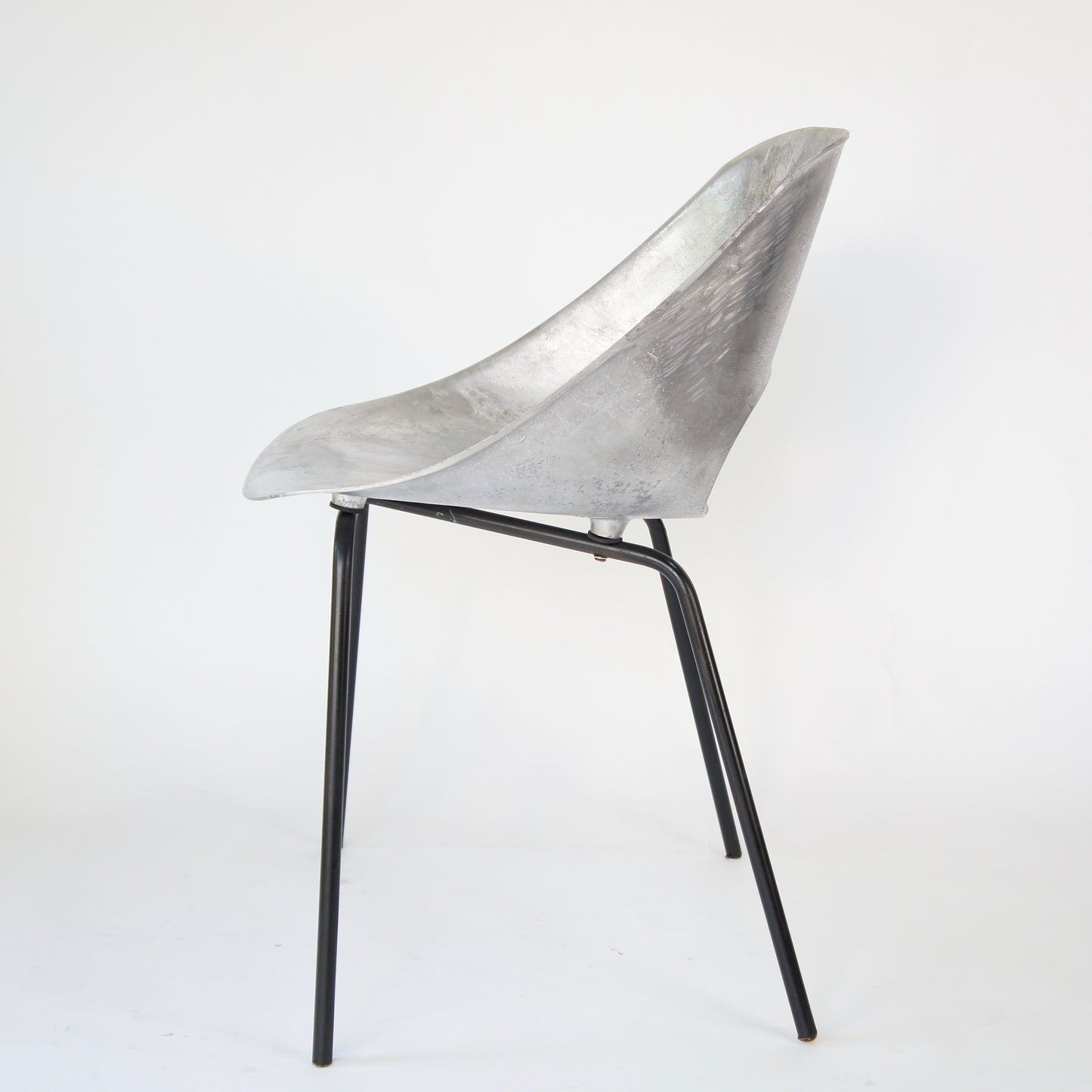 Tulip Chair - No.07