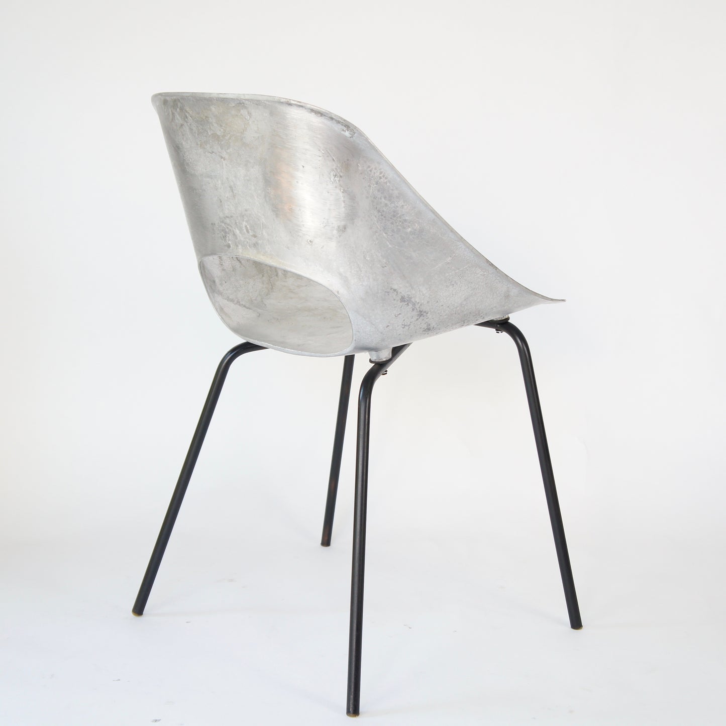 Tulip Chair - No.07