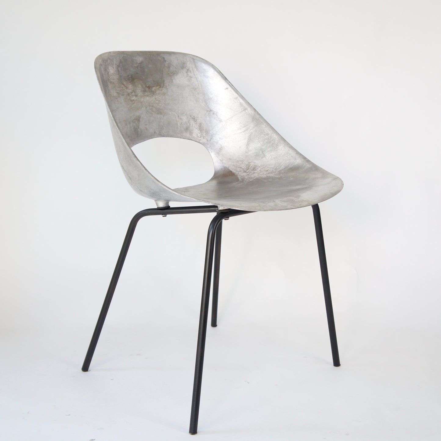 Tulip Chair - No.07