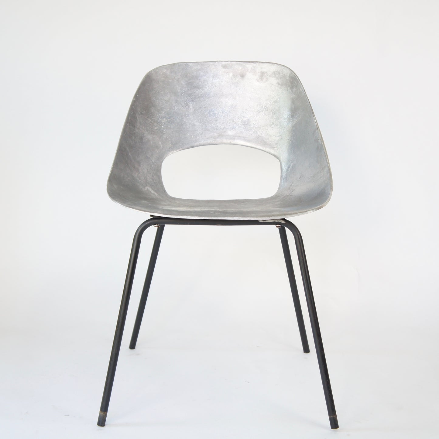 Tulip Chair - No.08