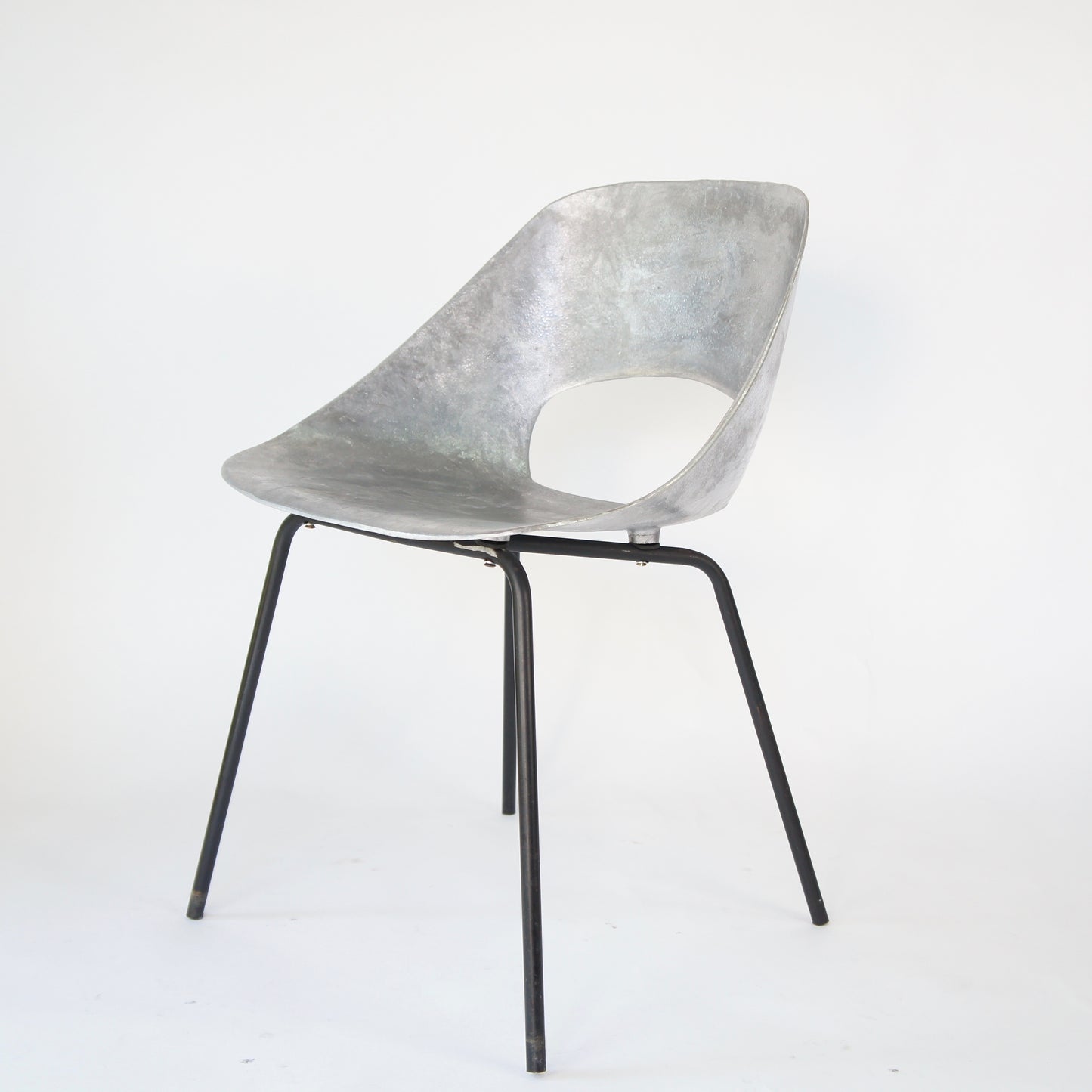 Tulip Chair - No.08