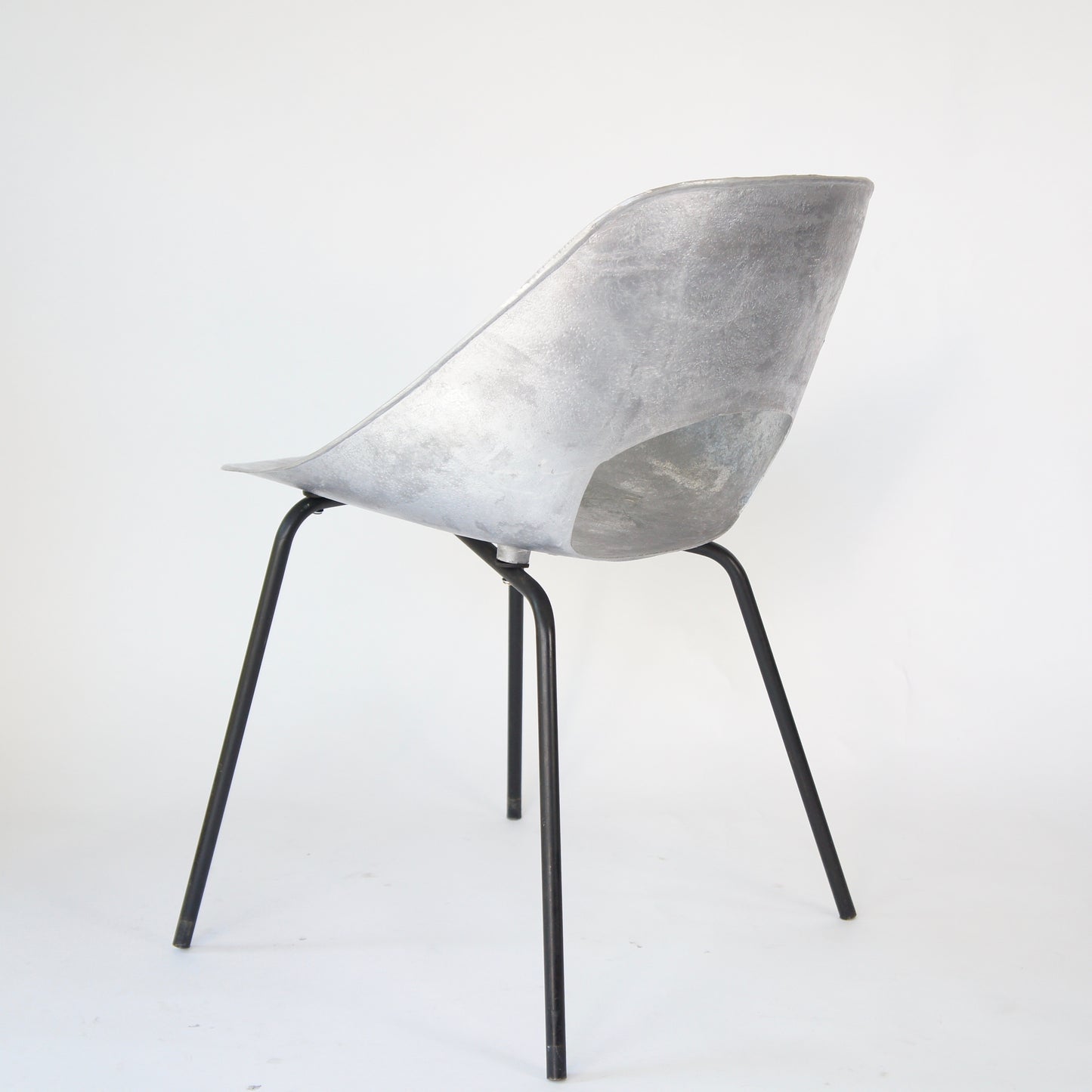 Tulip Chair - No.08