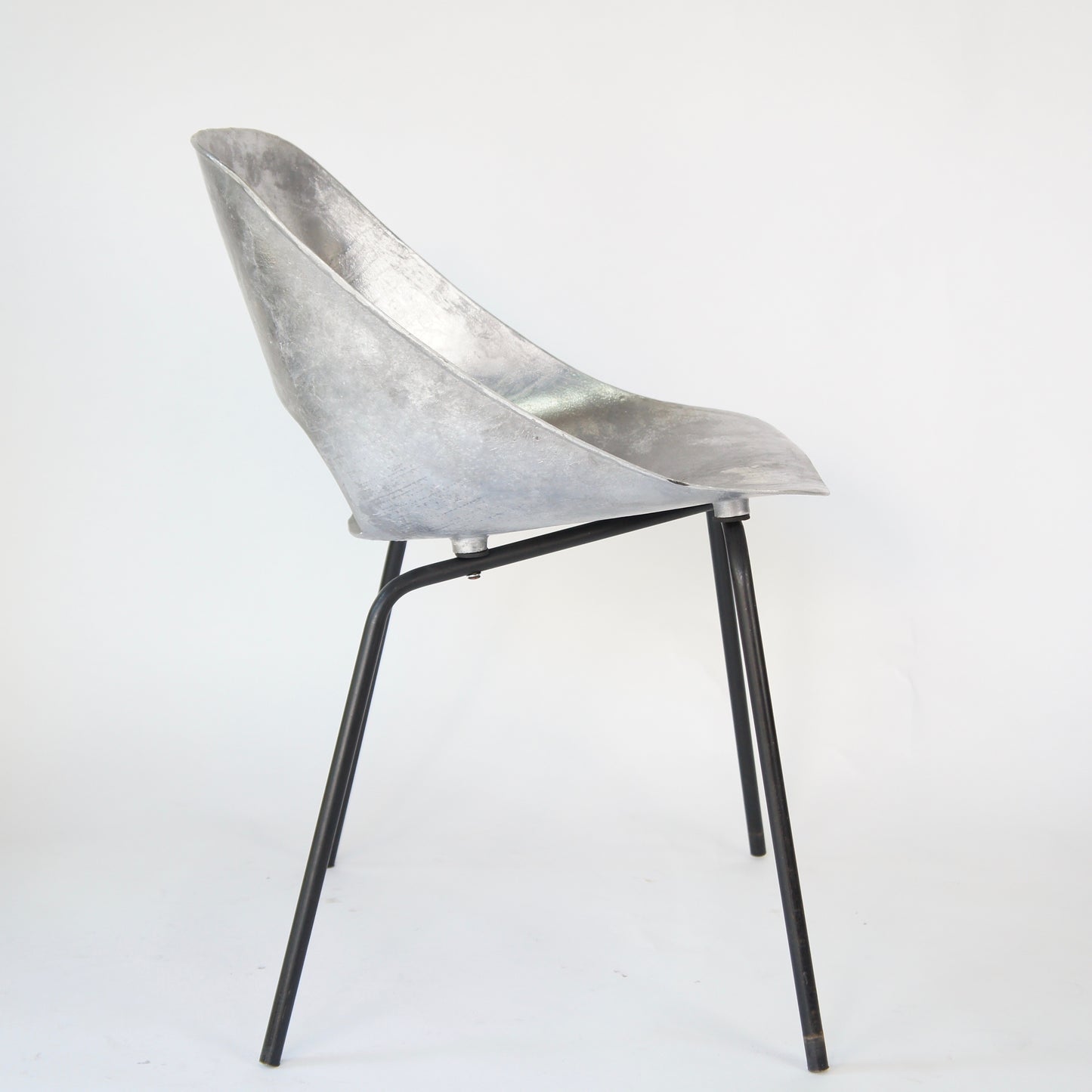 Tulip Chair - No.08