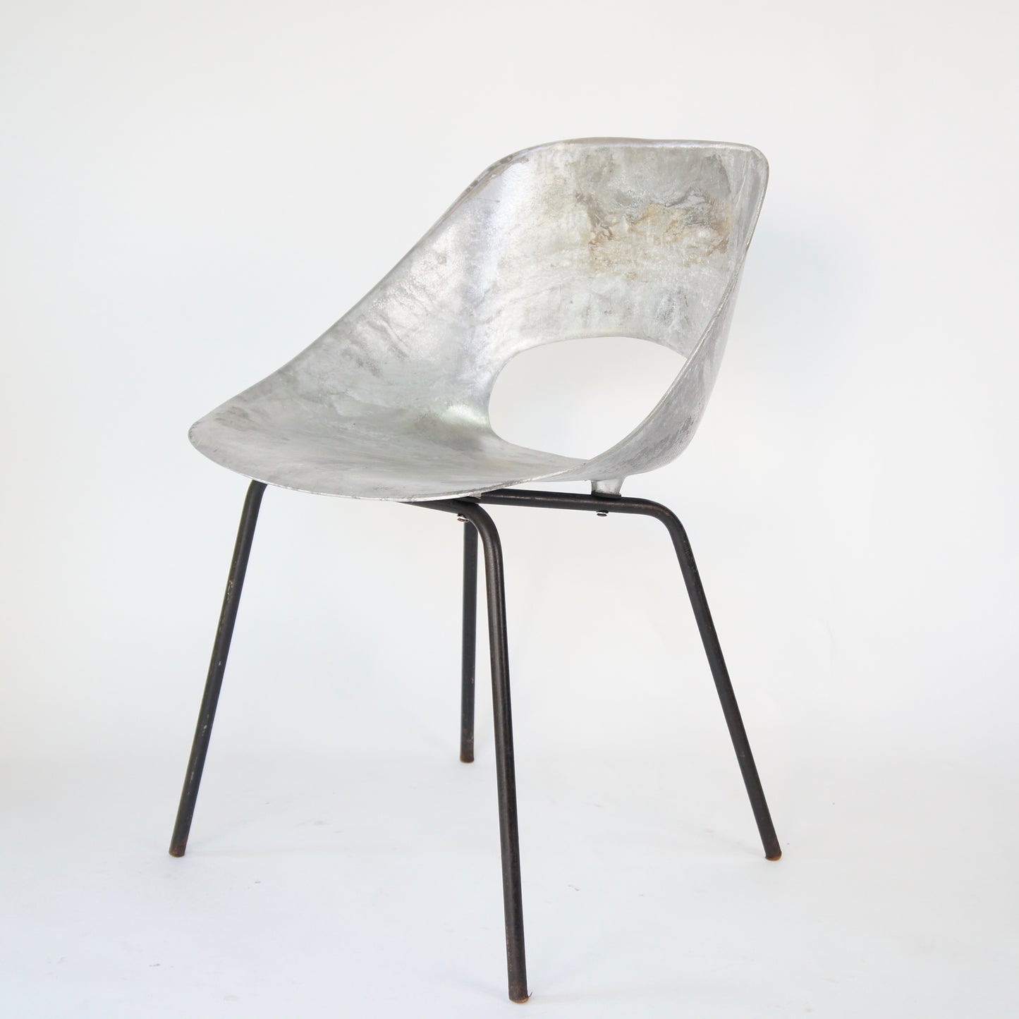 Tulip Chair - No.09