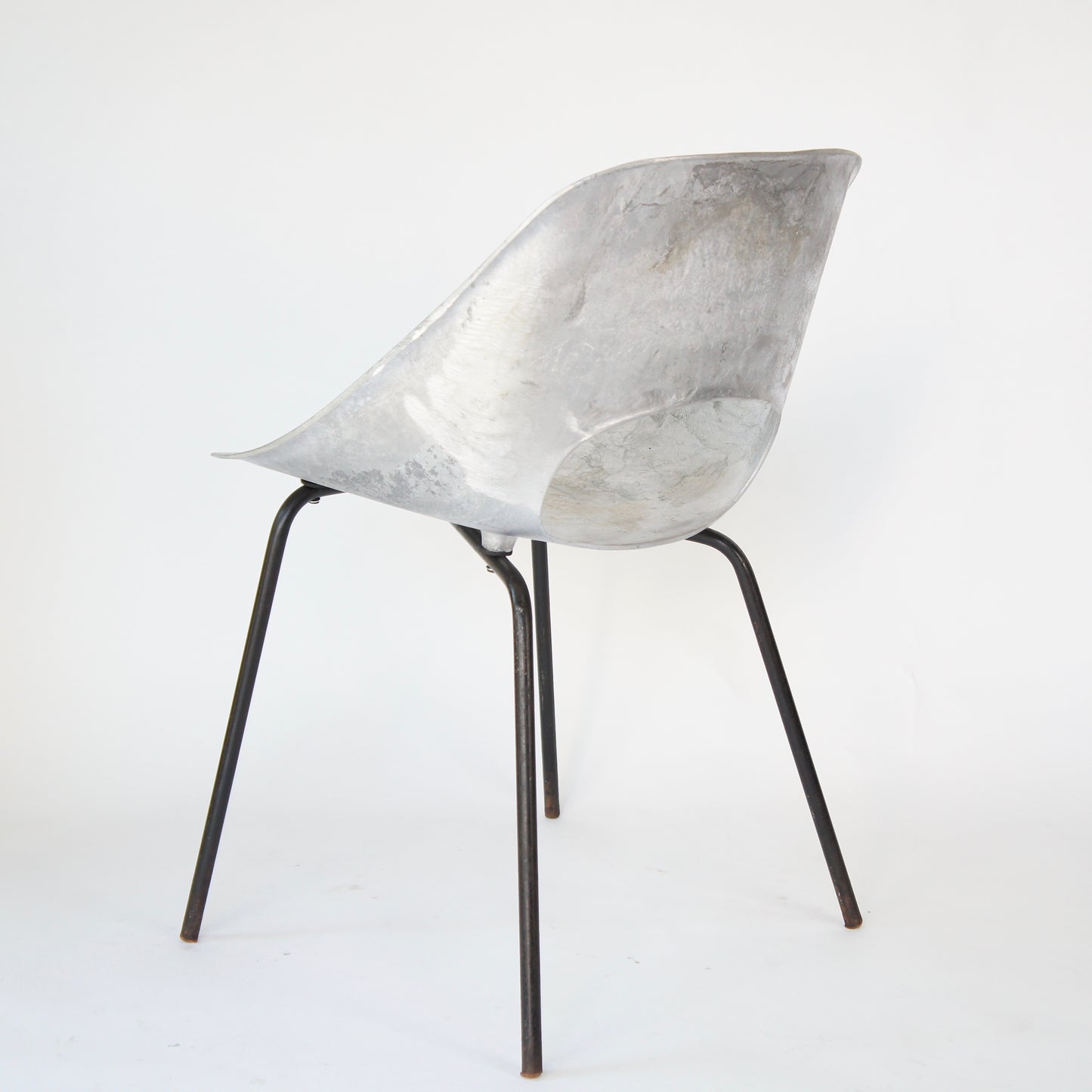 Tulip Chair - No.09