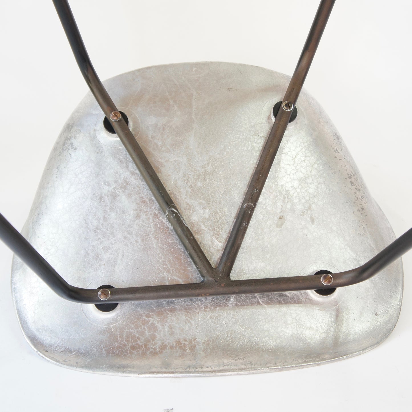 Tulip Chair - No.07