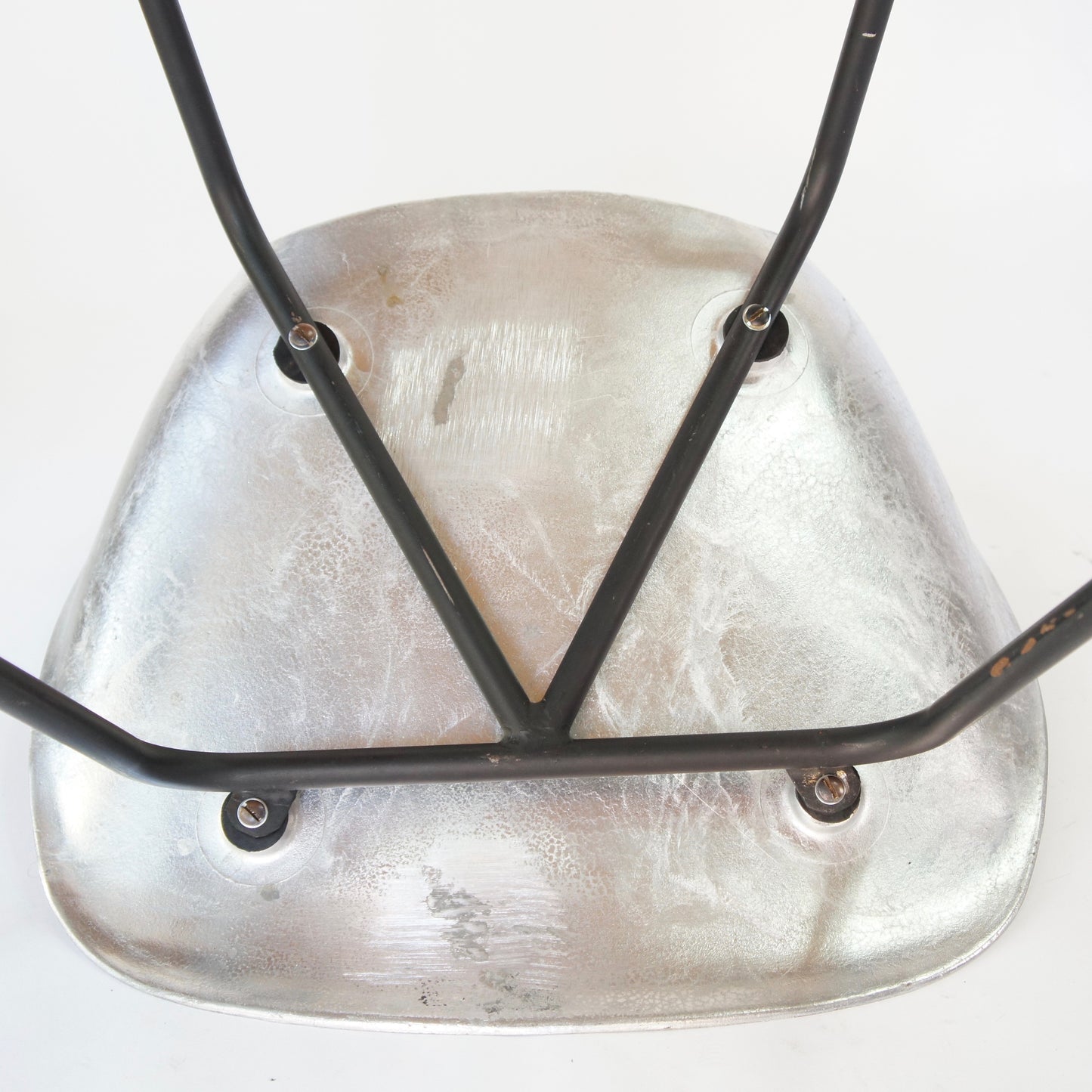 Tulip Chair - No.10