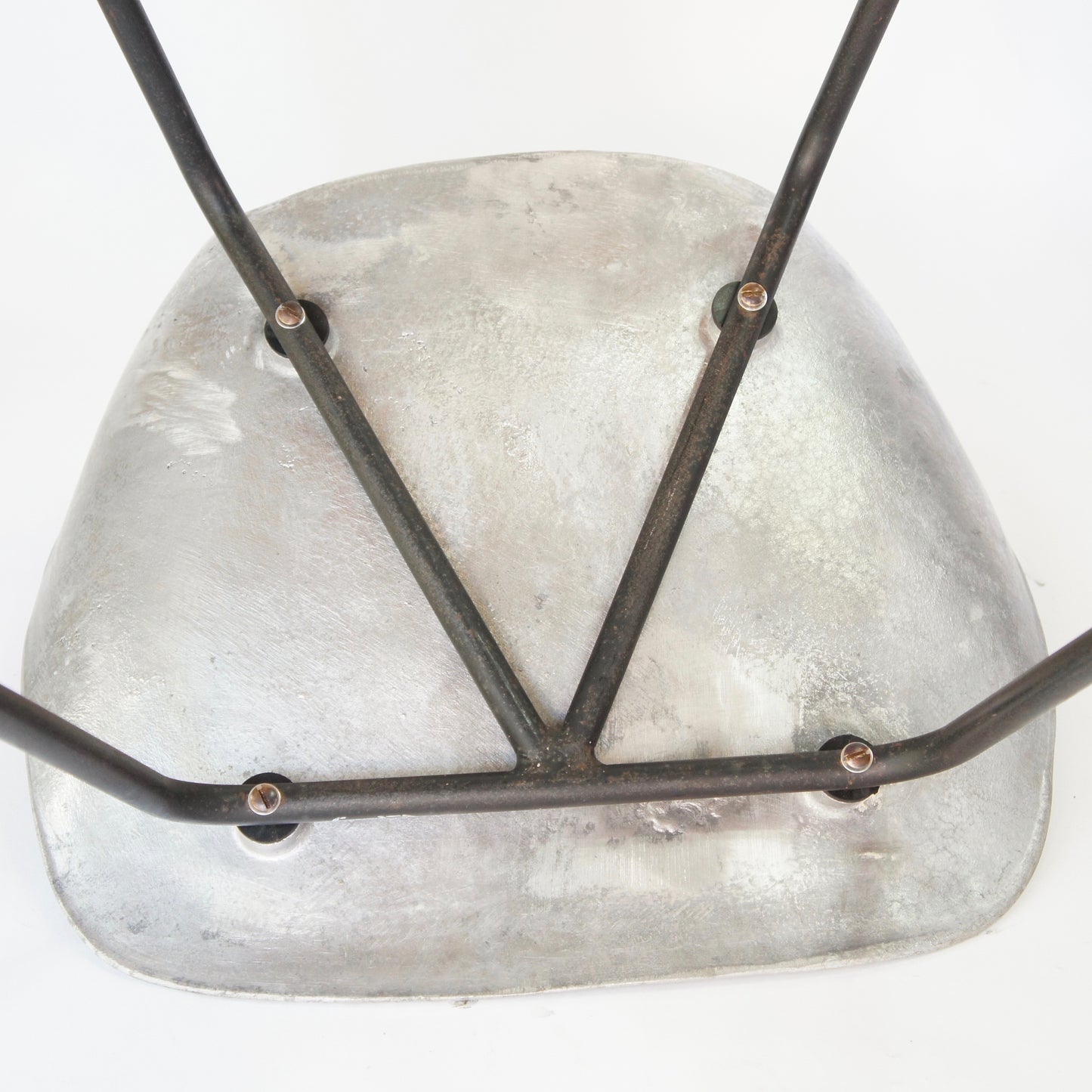 Tulip Chair - No.11