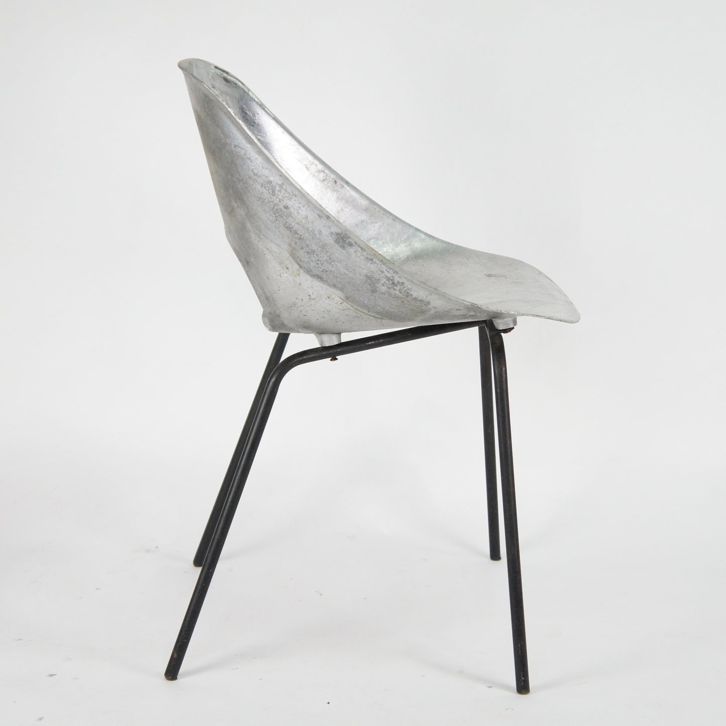 Tulip Chair - No.16