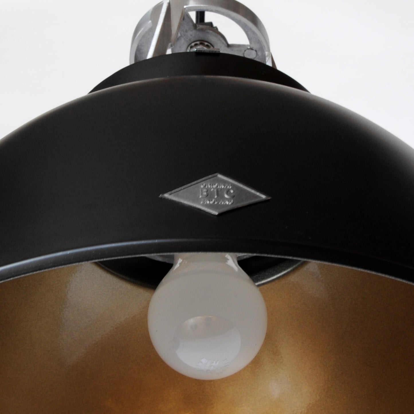 Titan Size 1 Pendant - Matt Black / Bronze