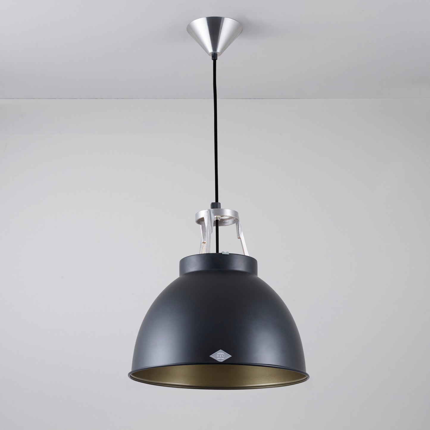 Titan Size 1 Pendant - Matt Black / Bronze