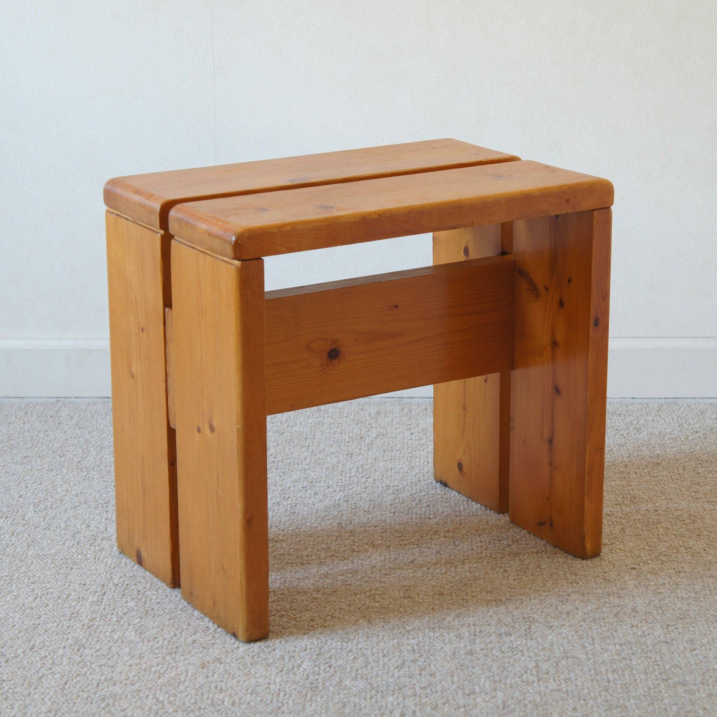 Les Arcs Stool - No.03