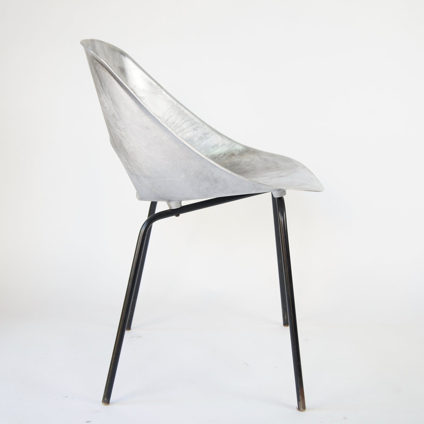 Tulip Chair - No.04